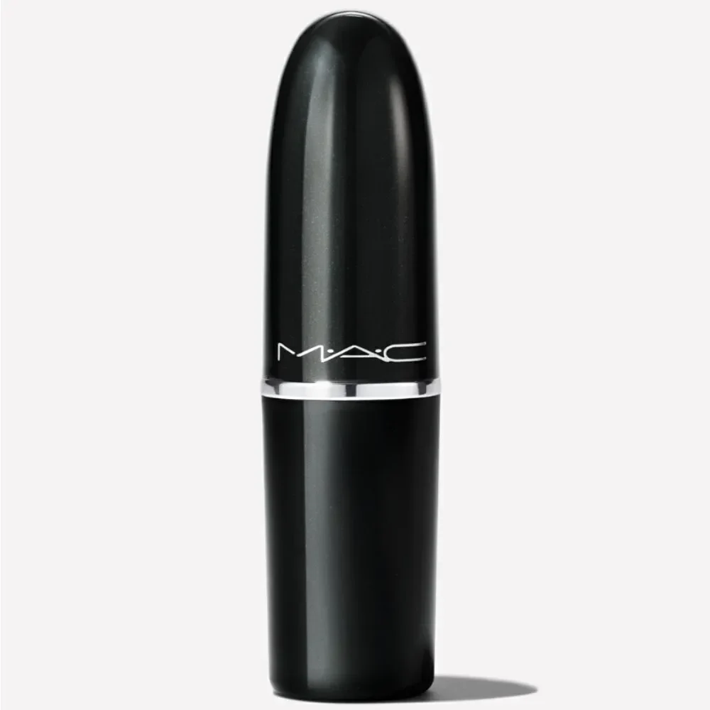 New MAC LUSTREGLASS SHEER-SHINE LIPSTICK IN 510 Lady Bug